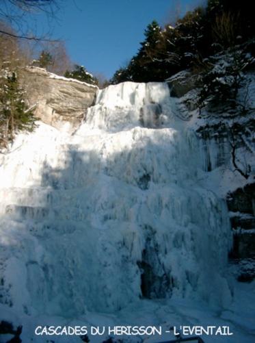 Gite Grande Capacite Au Calme Circuit Cascades Du Herisson Bonlieu Exteriér fotografie